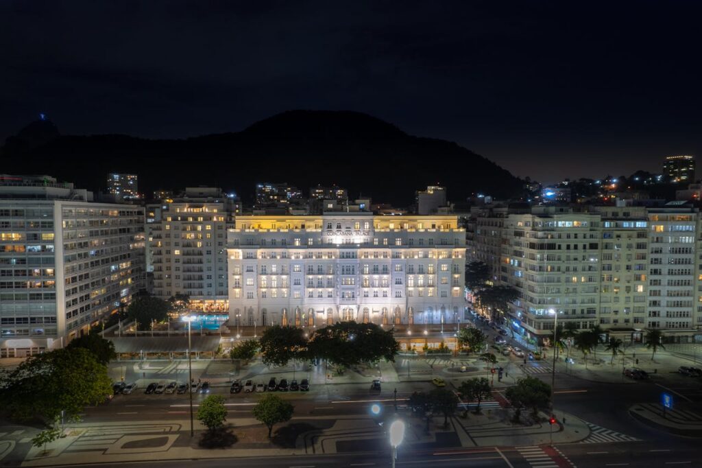 O Prestígio do Copacabana Palace: Um Hotel de Renome Internacional